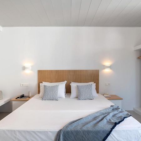 White Cliff Naousa Ngoại thất bức ảnh