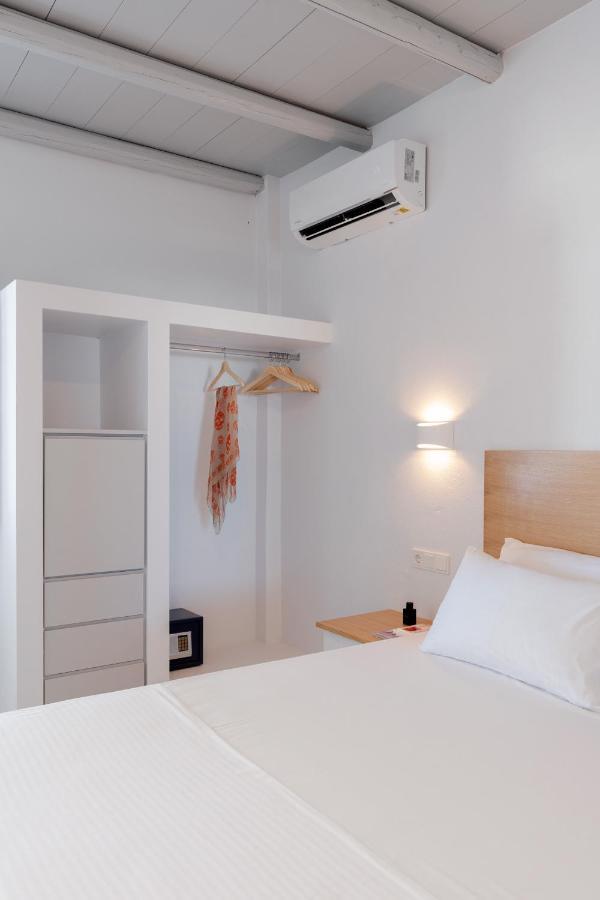 White Cliff Naousa Ngoại thất bức ảnh