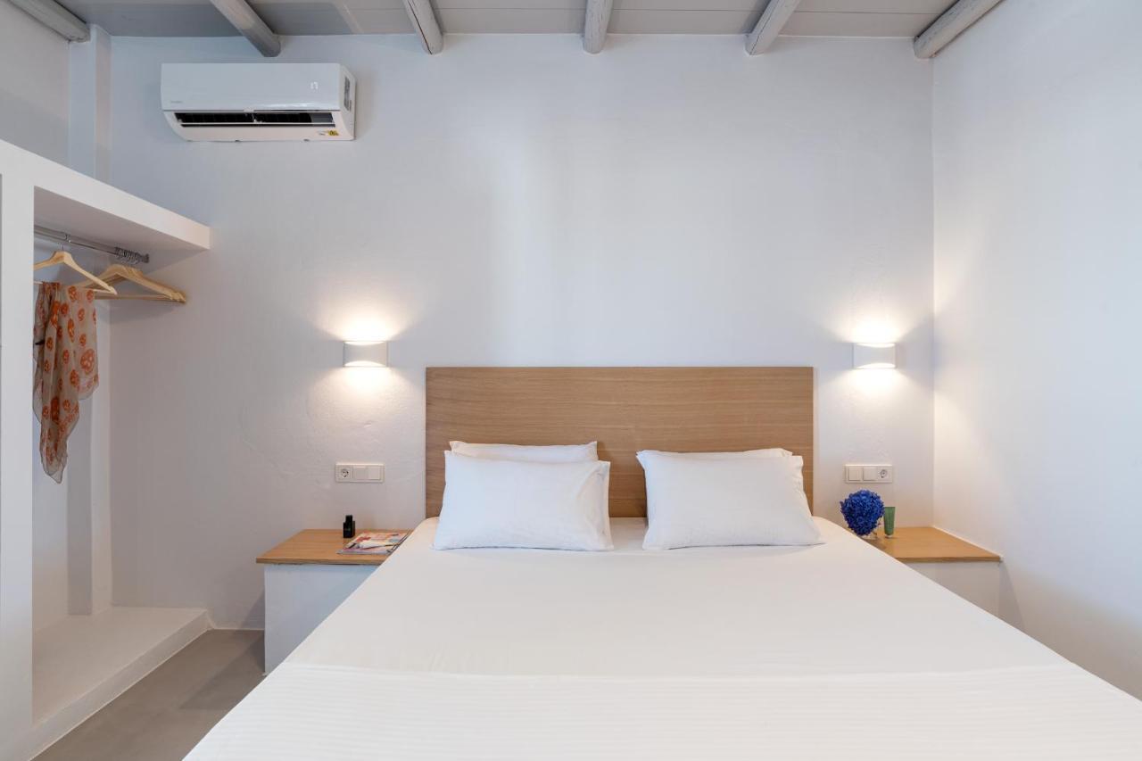 White Cliff Naousa Ngoại thất bức ảnh