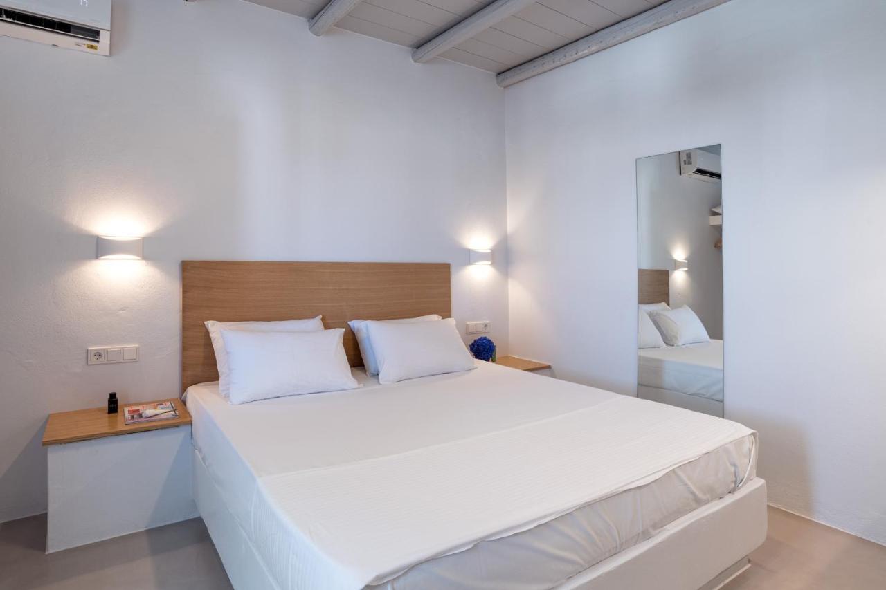 White Cliff Naousa Ngoại thất bức ảnh